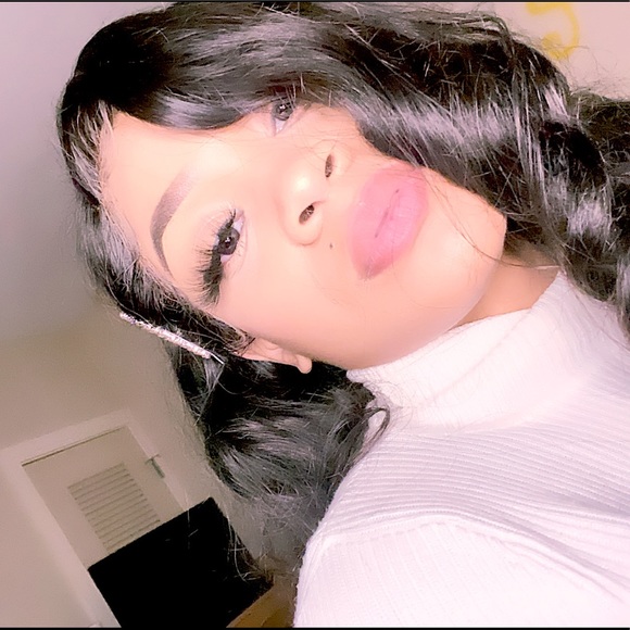 Meet your Posher, Cirre' - Picture 2 of 4